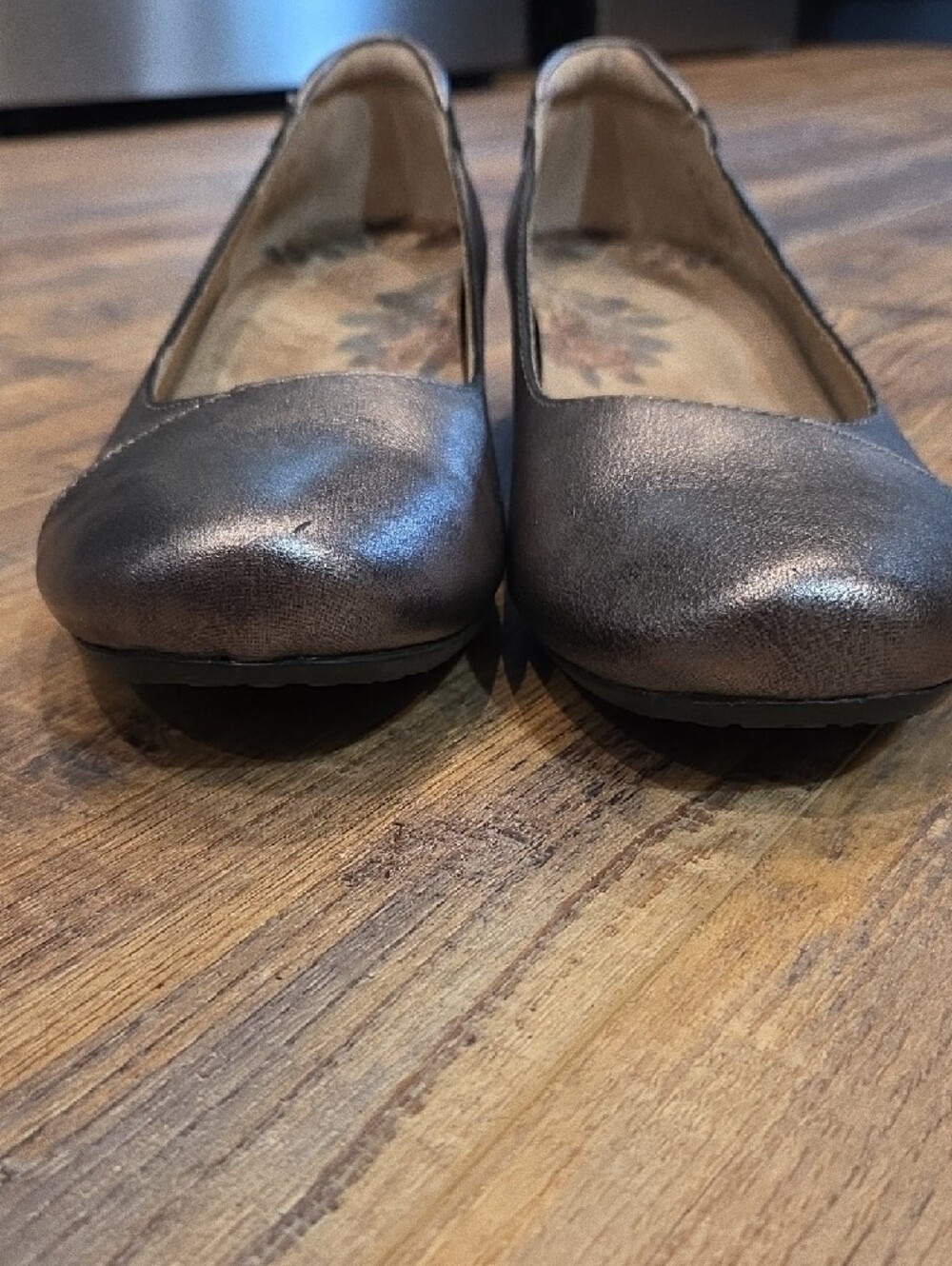 Taos Footwear Metallic Charcoal Ballet Flats - Picture 3 of 7